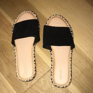 Black slip on slide sandals